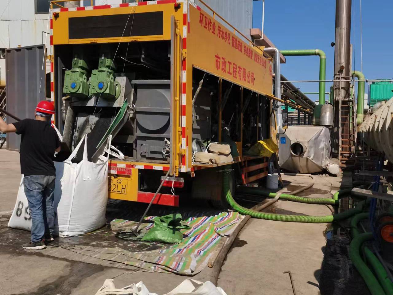 湖州淤泥压干处理